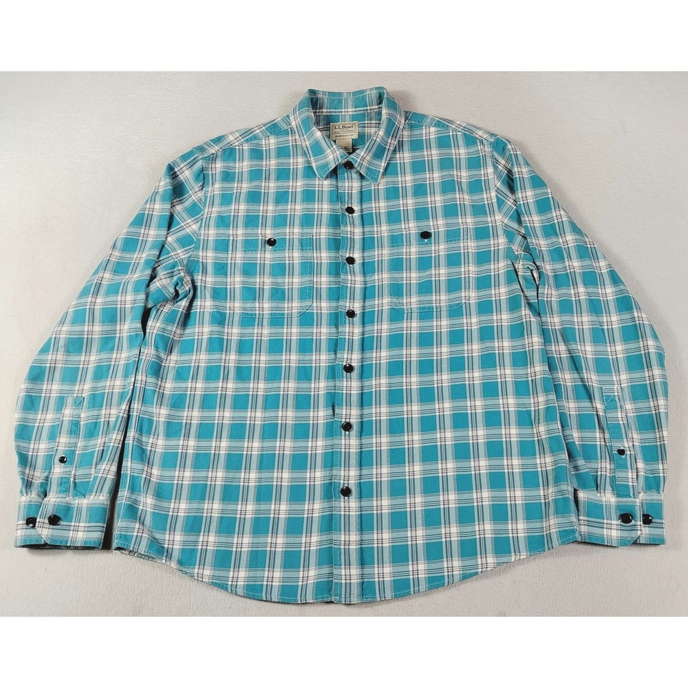 L.L. Bean Shirt Mens Medium Blue Plaid Flannel Long Sleeve Button Up Cabincore